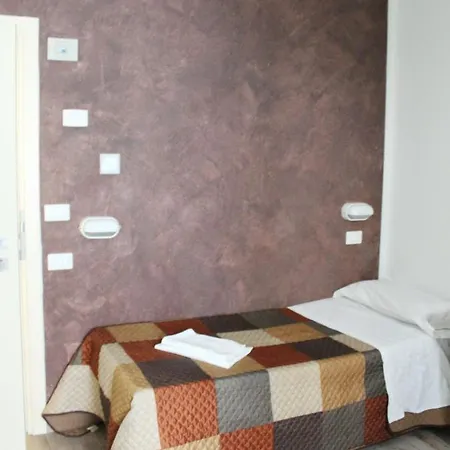 Hotell Luna 3*