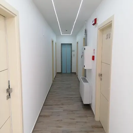Luna Hotell 3*