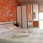 Luna Hotel 3*