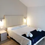 Luna Hotel