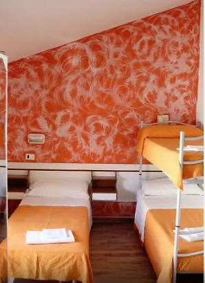 Hotel Luna 3*